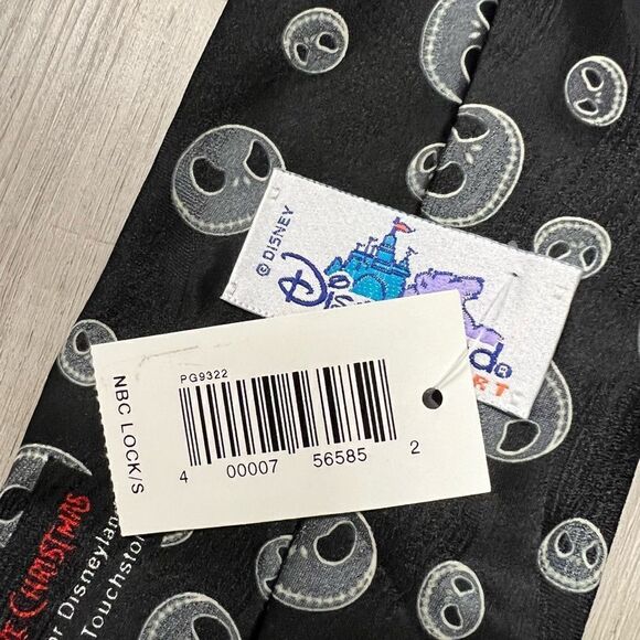 Set Vintage Nightmare Before Christmas collectible silk ties Glow in the dark - Picture 9 of 12